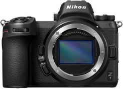 Nikon Z7 czarny body recenzja