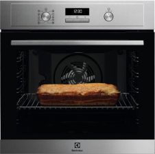 Electrolux EOF4P74X recenzja